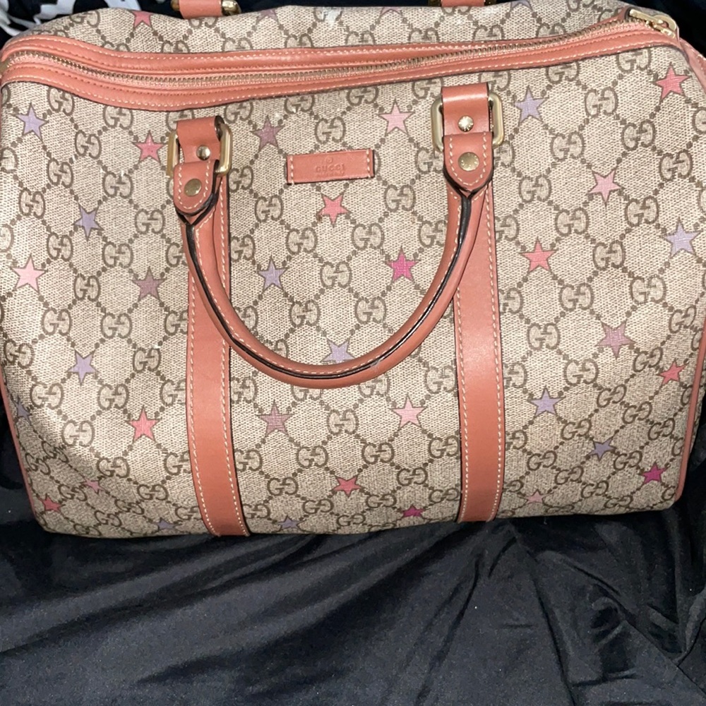 Authentic Gucci Hand bag.